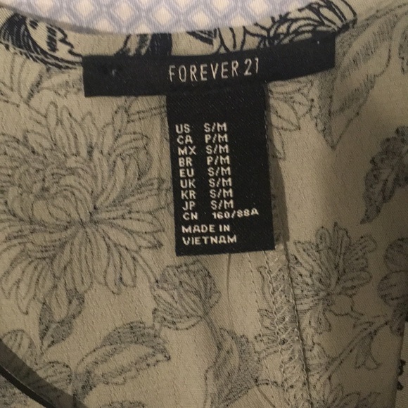 Two two long knotted cardigans - Picture 2 of 4